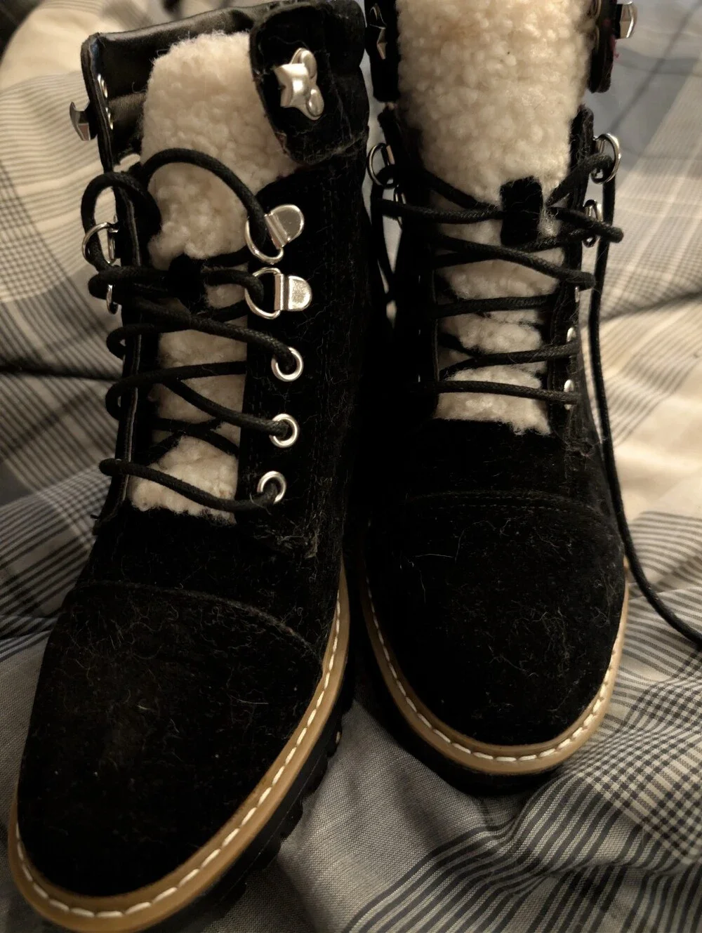 Black Lace-Up Sherpa Winter Boots